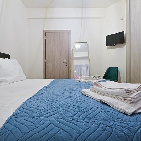 Areos Comfort Living Apartment - Alexandras Ave 72 Афины Экстерьер фото